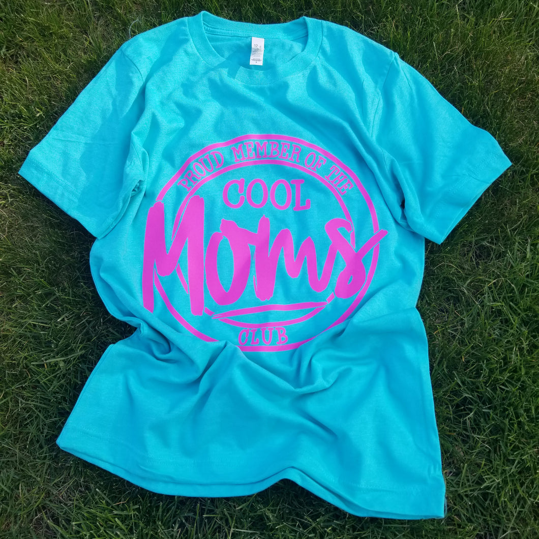 XL Cool Moms T-Shirt